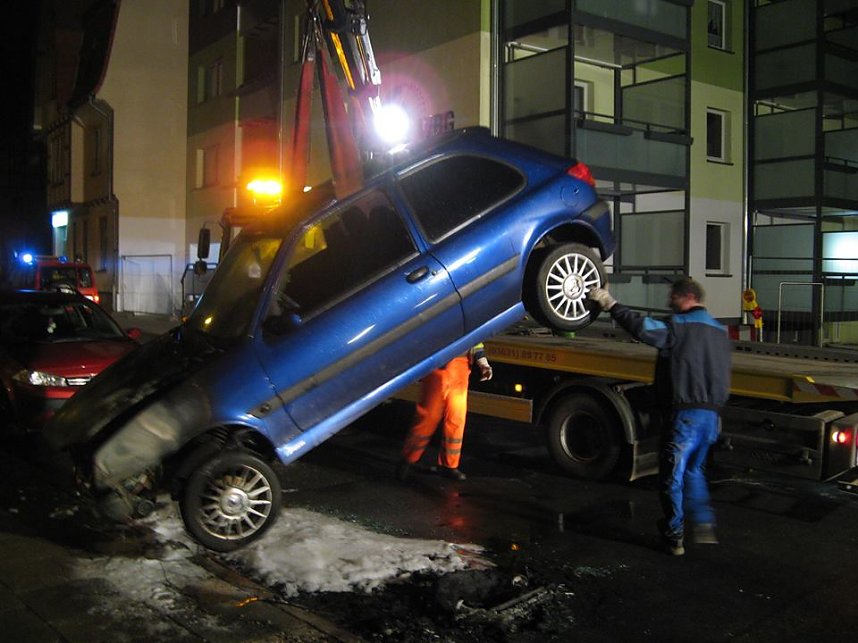 Polo und Fiesta brannten