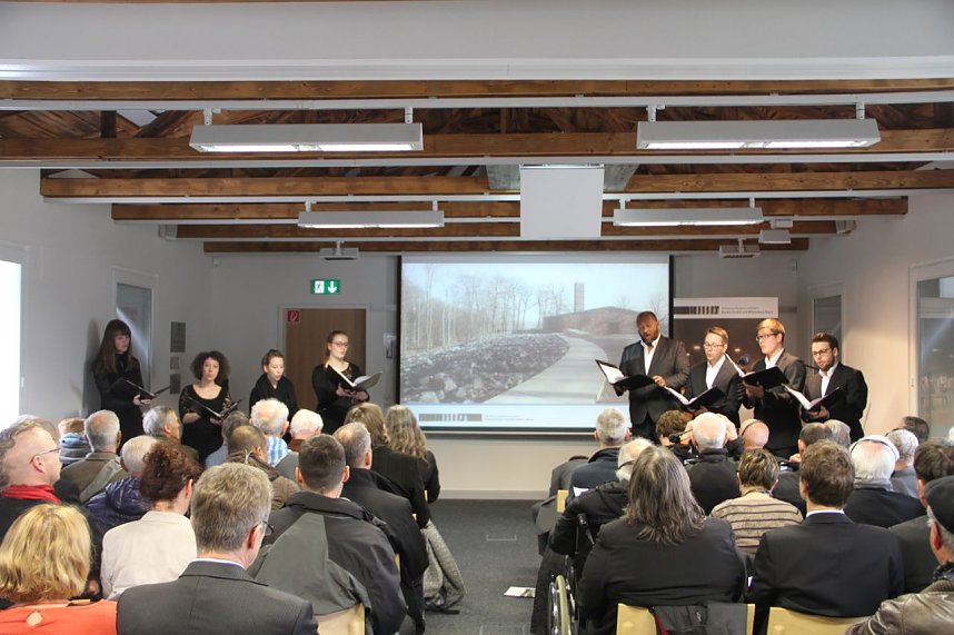 Gedenkveranstaltung zum 71. Jahrestag der Befreiung des KZ Mittelbau-Dora