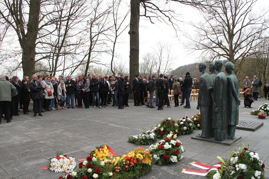 Gedenkveranstaltung zum 71. Jahrestag der Befreiung des KZ Mittelbau-Dora