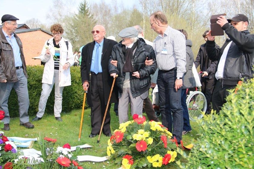 Gedenkveranstaltung zum 71. Jahrestag der Befreiung des KZ Elllrich Juliush&uuml;tte