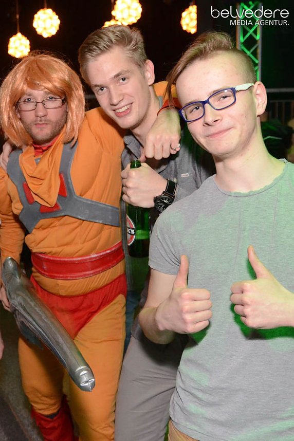 Party im Jugendclubhaus in Nordhausen - der Samstag