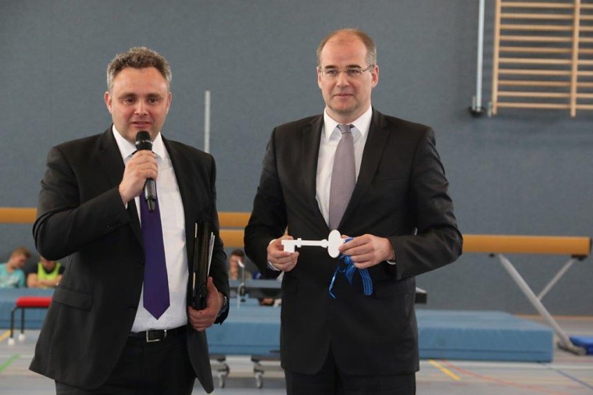 In Ellrich wurde heute die neue Mehrzweckhalle nach gut einem Jahr Bauzeit er&ouml;ffnet