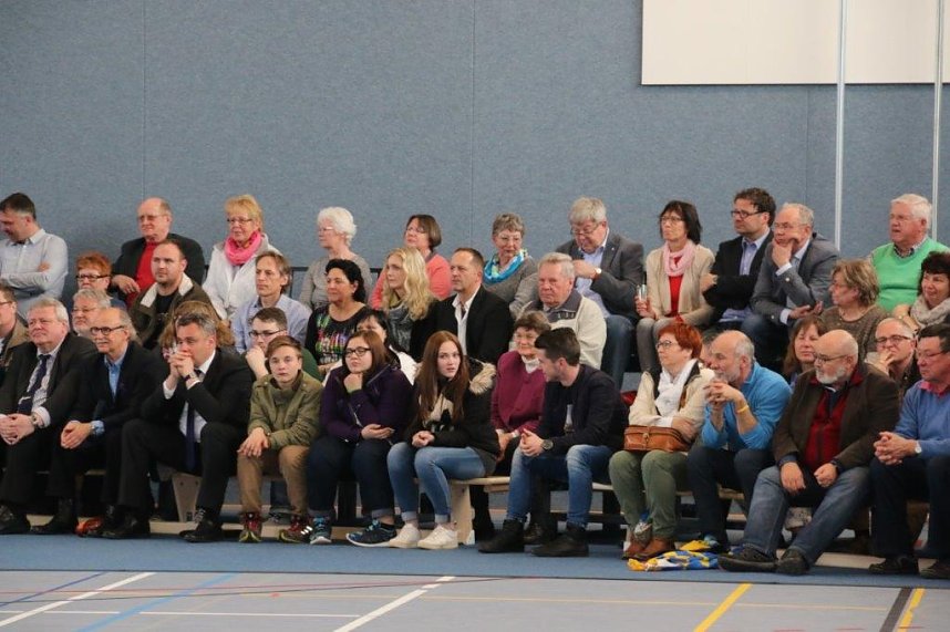 In Ellrich wurde heute die neue Mehrzweckhalle nach gut einem Jahr Bauzeit er&ouml;ffnet