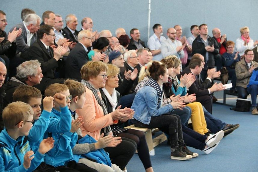 In Ellrich wurde heute die neue Mehrzweckhalle nach gut einem Jahr Bauzeit er&ouml;ffnet