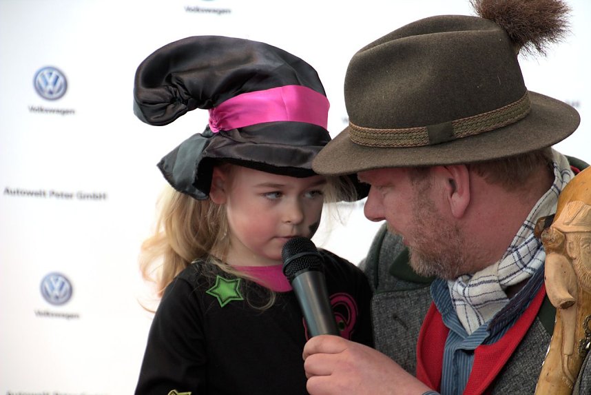 Hexen-Casting in der Skoda-Autowelt