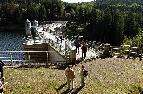 September: Tag der offenen Talsperre bei Neustadt