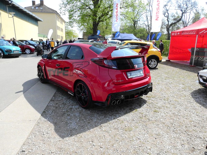 Autofr&uuml;hling in Nordhausen 2016