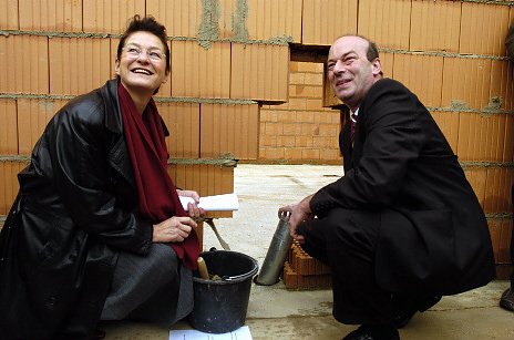 November: Grundsteinlegung f&uuml;r Berufschulzentrum