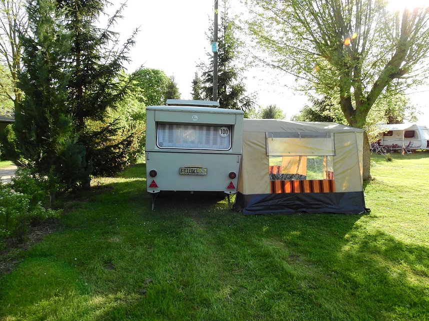 Ossi-Camping am H&uuml;nstein