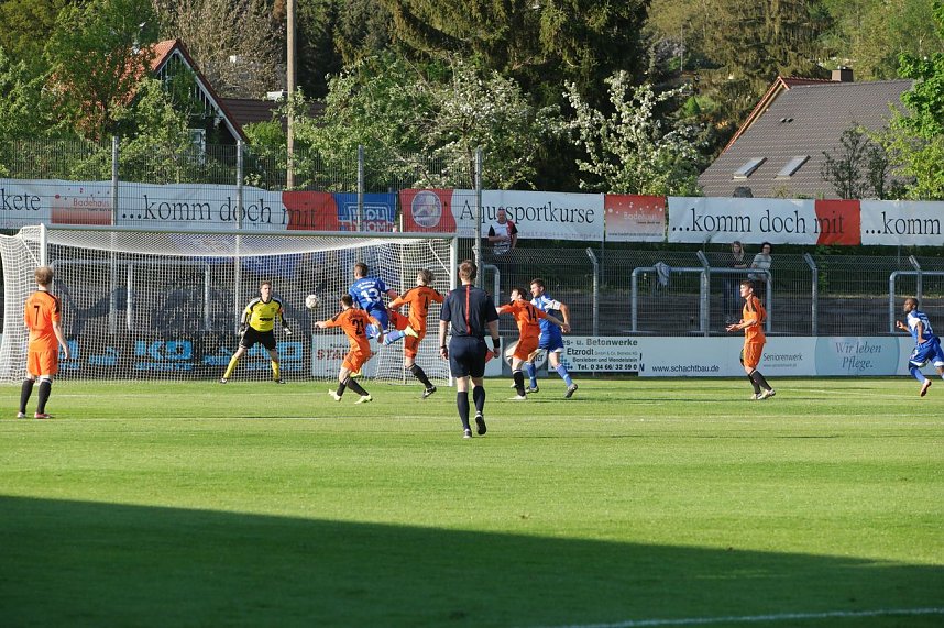 Sondershausen gewinnt 2:1 im Derby gegen Nordhausen