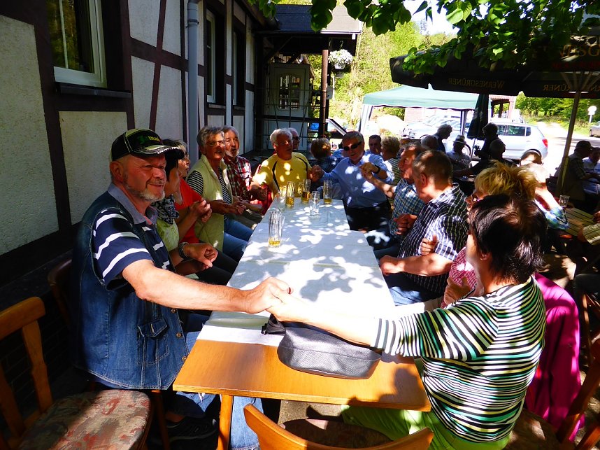Herzsportgruppe wanderte zum Braunsteinhaus