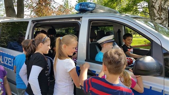 &Uuml;bung f&uuml;r den Ernstfall an der Grundschule Wipperdorf