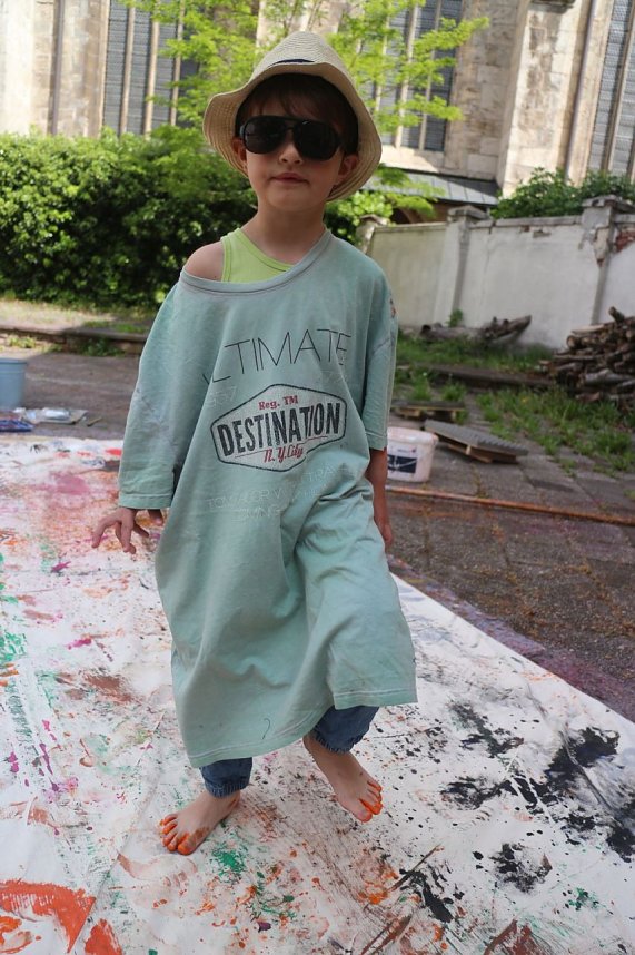 Actionpainting an der Jugendkunstschule