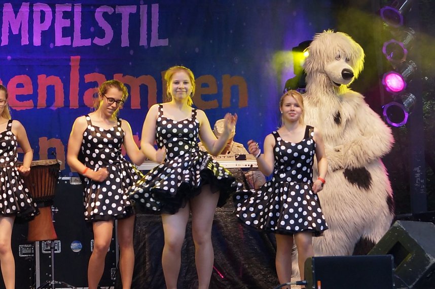 Taschenlampenkonzert im Gehege