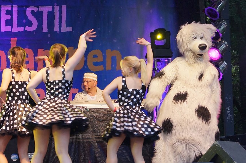 Taschenlampenkonzert im Gehege