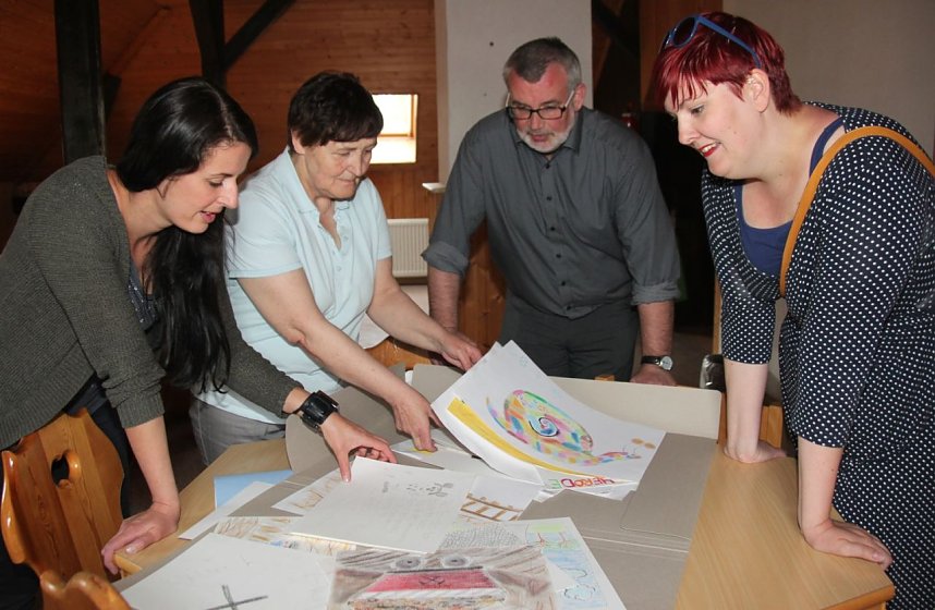 Bestandsaufnahme in Sachen Jugendhilfe - Stefan N&uuml;&szlig;le und Sabine Reich besuchten verschiedene Projekte