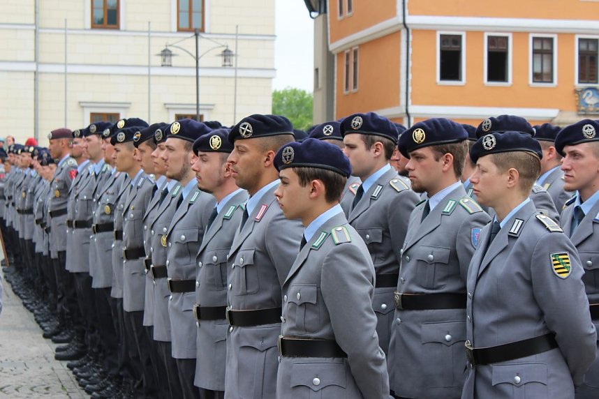Vereidigung auf dem Marktplatz