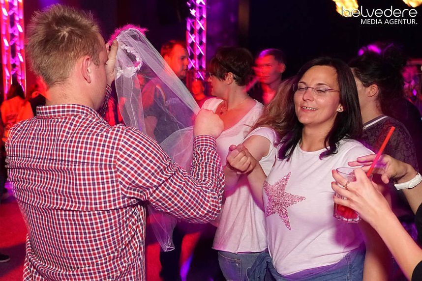 Party im Jugendclubhaus in Nordhausen - der Samstag
