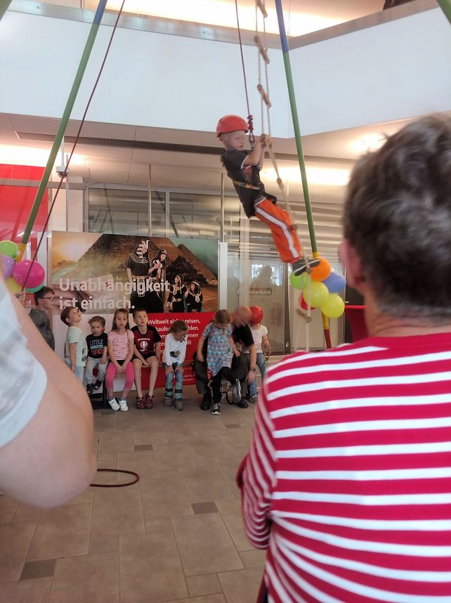 Indoor Kinderfest bei der Nordh&auml;user Kreissparkasse