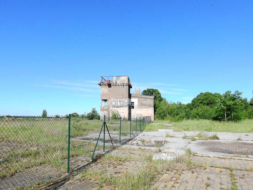 Flugplatz K&ouml;then