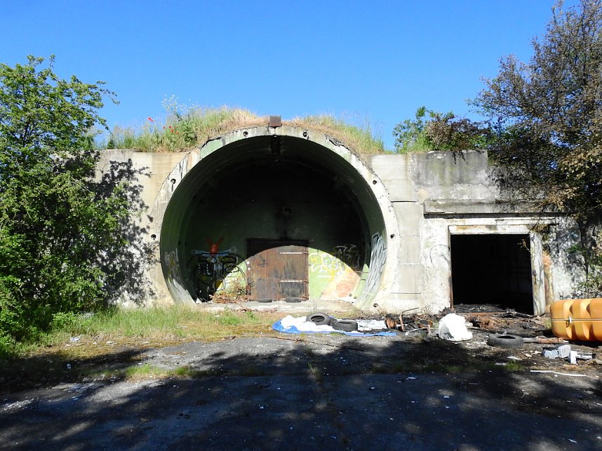 Flugplatz K&ouml;then