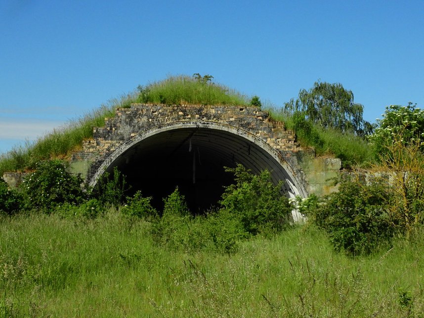 Flugplatz K&ouml;then