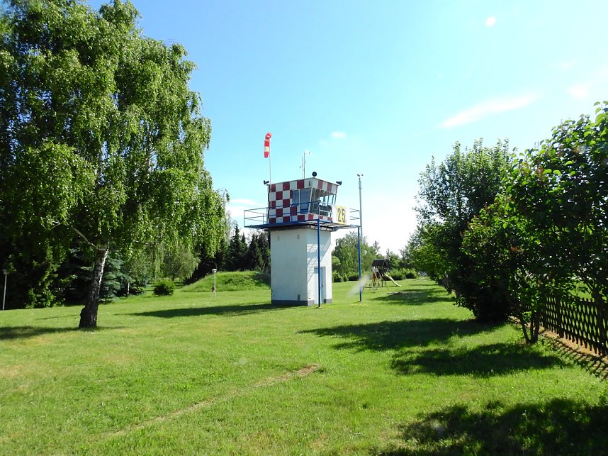 Flugplatz K&ouml;then