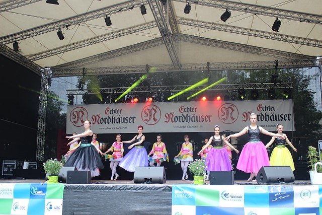 Das Tanzstudio Radeva gab auf dem Rolandsfest die Highlights ihres Repertoires zum Besten