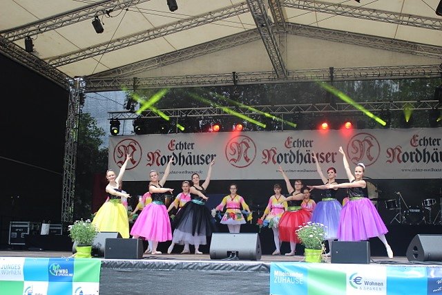 Das Tanzstudio Radeva gab auf dem Rolandsfest die Highlights ihres Repertoires zum Besten