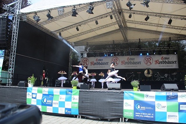 Das Tanzstudio Radeva gab auf dem Rolandsfest die Highlights ihres Repertoires zum Besten