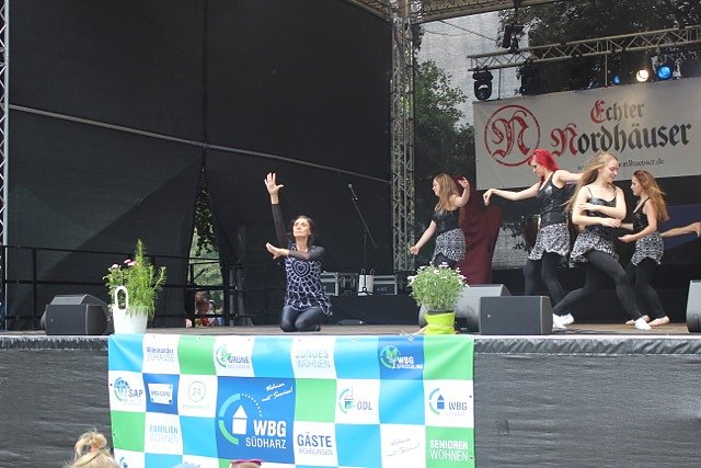 Das Tanzstudio Radeva gab auf dem Rolandsfest die Highlights ihres Repertoires zum Besten