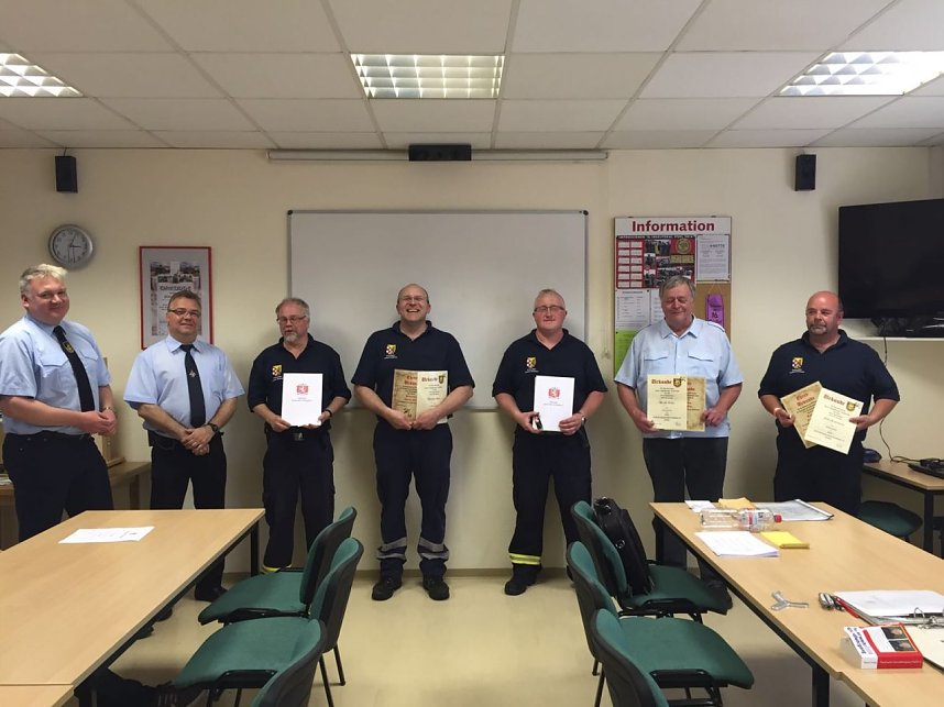 Eine Feuerwehrfrau und ihre m&auml;nnlichen Kameraden kamen aus den Wehren: Bleicherode, Ellrich, Gro&szlig;- und Kleinwerther, Heringen, Ilfeld, Lipprechterode, Neustadt/Osterode, Niedersachswerfen, Petersdorf, S&uuml;lzhayn und Woffleben.