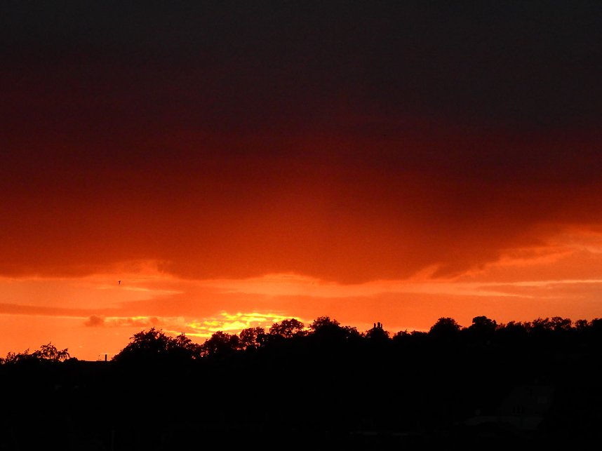 Rote Stunde am Nordh&auml;user Abendhimmel