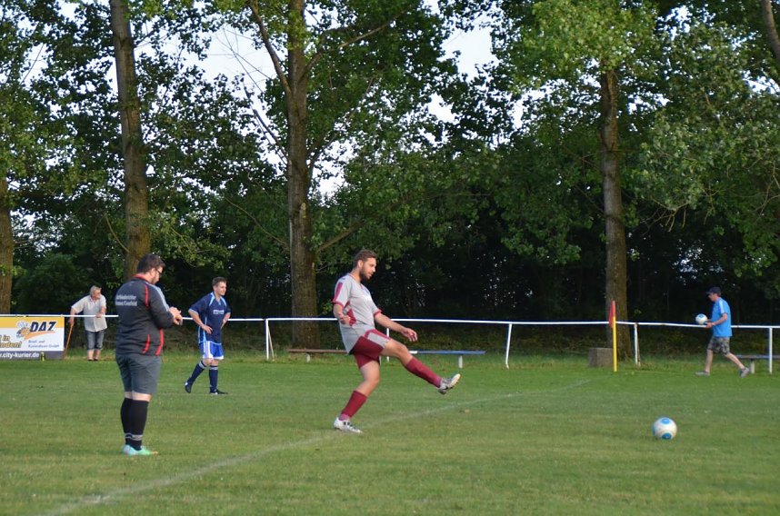 Elfmeter-Thriller zum Lokal-Derby Buchholz vs. Hermannsacker