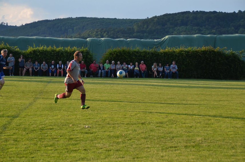 Elfmeter-Thriller zum Lokal-Derby Buchholz vs. Hermannsacker