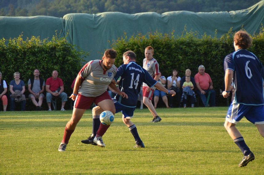 Elfmeter-Thriller zum Lokal-Derby Buchholz vs. Hermannsacker
