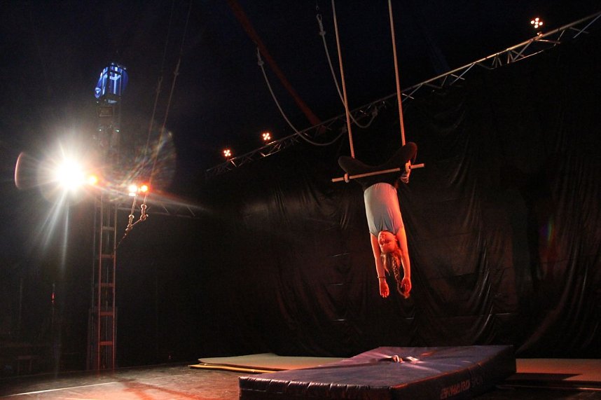 Zirkus macht stark - 55 Kinder konnten diese Woche im Zappelini Zelt ihr eigenes St&uuml;ck proben