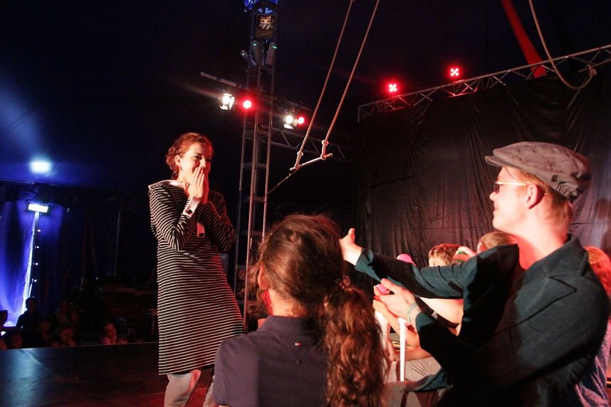 Zirkus macht stark - 55 Kinder konnten diese Woche im Zappelini Zelt ihr eigenes St&uuml;ck proben