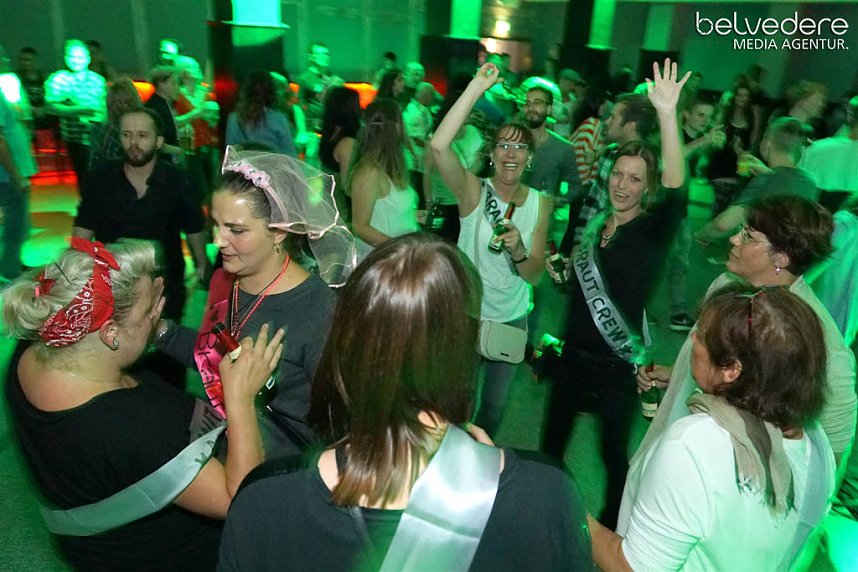 Party im Jugendclubhaus in Nordhausen - der Samstag