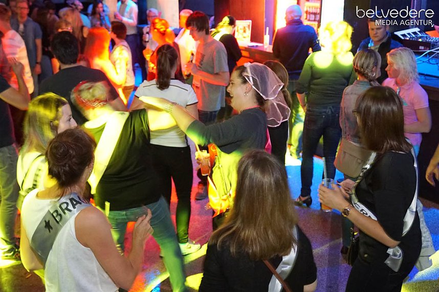 Party im Jugendclubhaus in Nordhausen - der Samstag