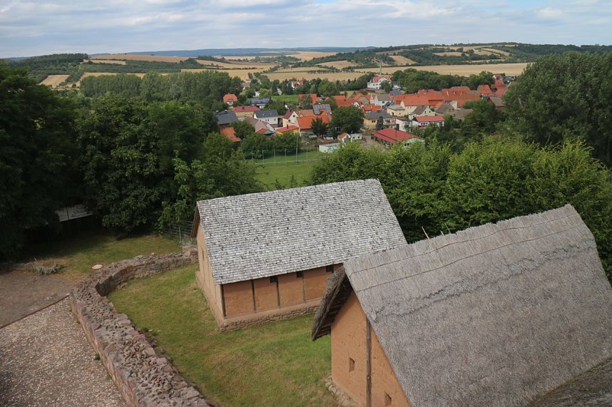 Geschichte erleben auf der Pfalz Tilleda