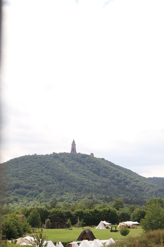 Geschichte erleben auf der Pfalz Tilleda