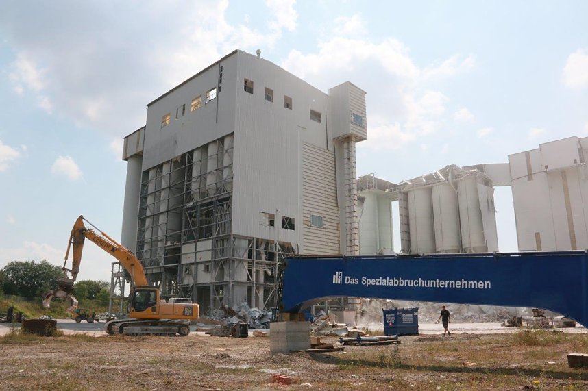 Gipswerk wird abgerissen