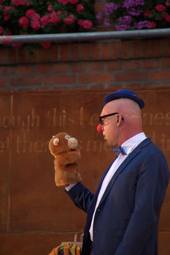 Peter Blei im "Sketch Club" - Irmgard von Topf & Klaus-Dieter Henkel pr&auml;sentierten ihr neues Programm