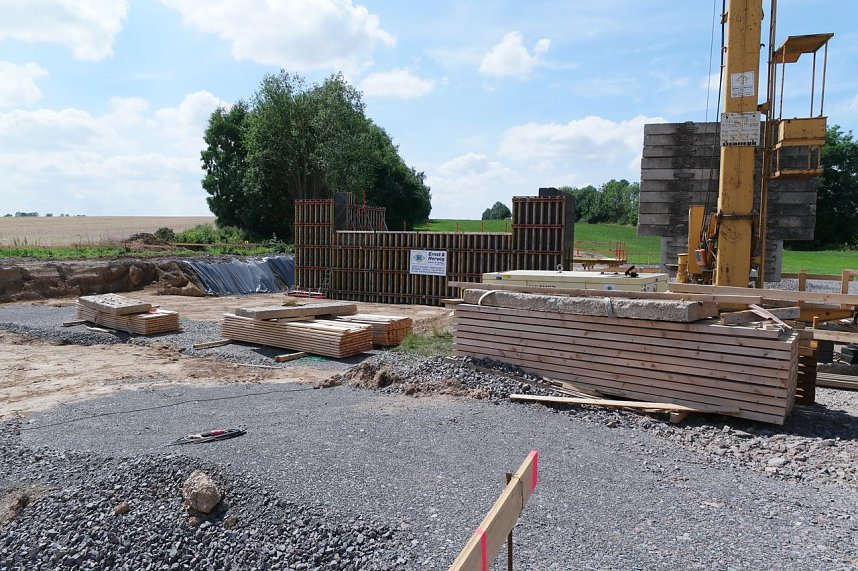 Grundstein f&uuml;r Ortsumfahrung Mackenrode gelegt