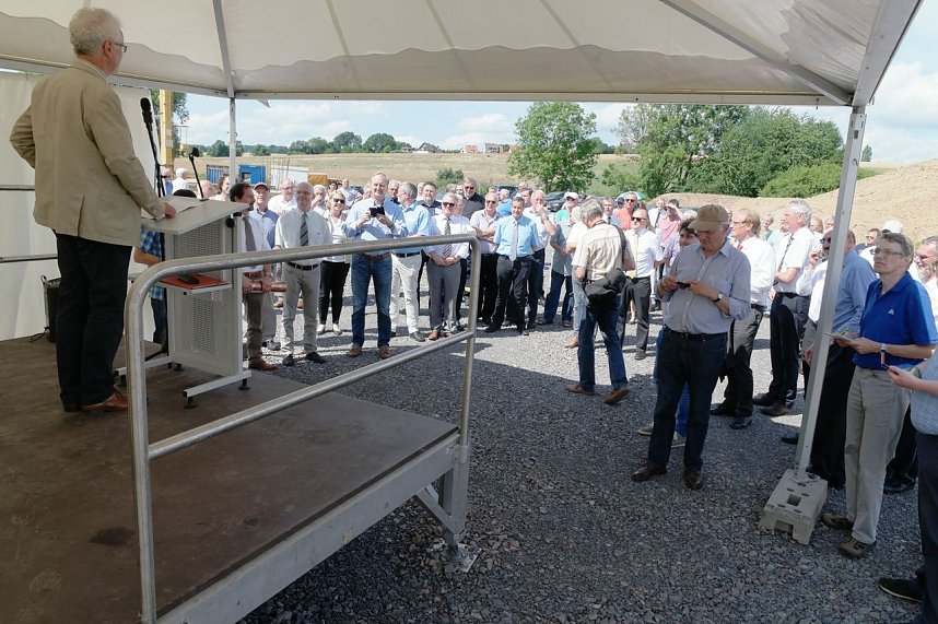 Grundstein f&uuml;r Ortsumfahrung Mackenrode gelegt