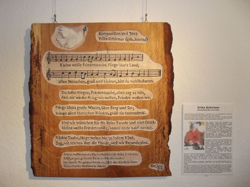 Erika Schirmer, die Mutter der "kleinen wei&szlig;en Friedenstaube", wird am Sonntag ihren 90. Geburtstag feiern