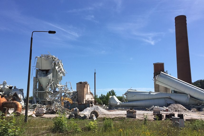 Abriss des alten Gipswerkes in Niedersachswerfen