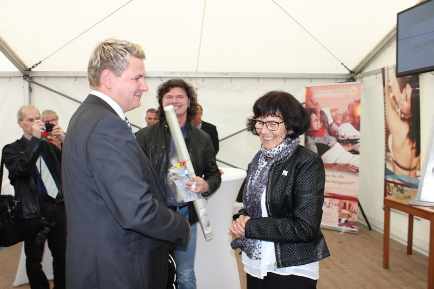 Mit Festakt schiefer Turm als gerettet gefeiert