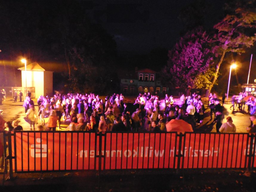 Open-Air-Dancefloor im Gehege